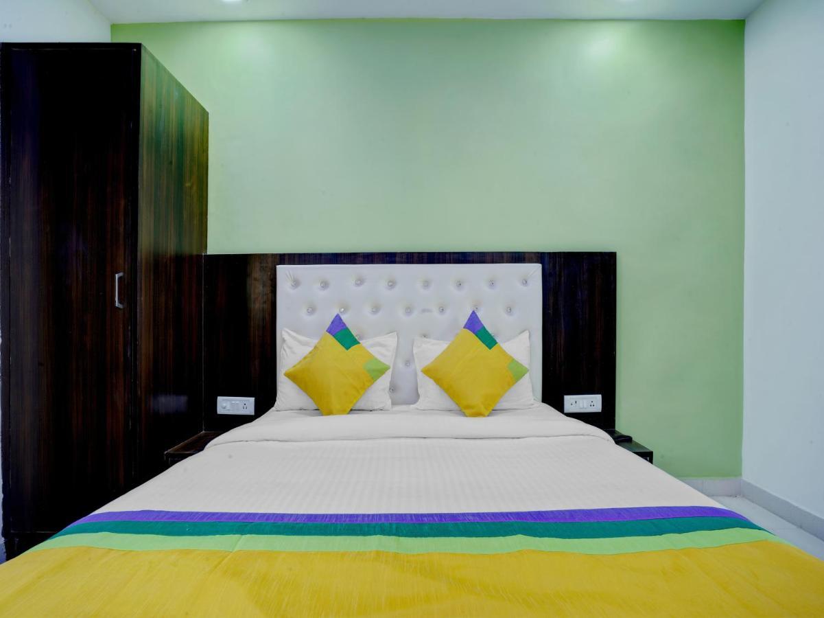 Hotel The Orient Tree, Agra 외부 사진