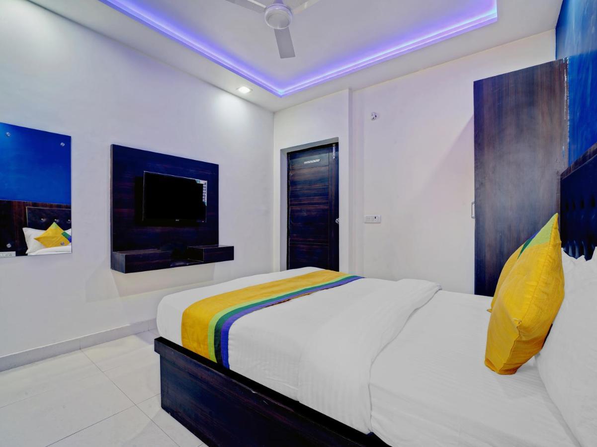 Hotel The Orient Tree, Agra 외부 사진