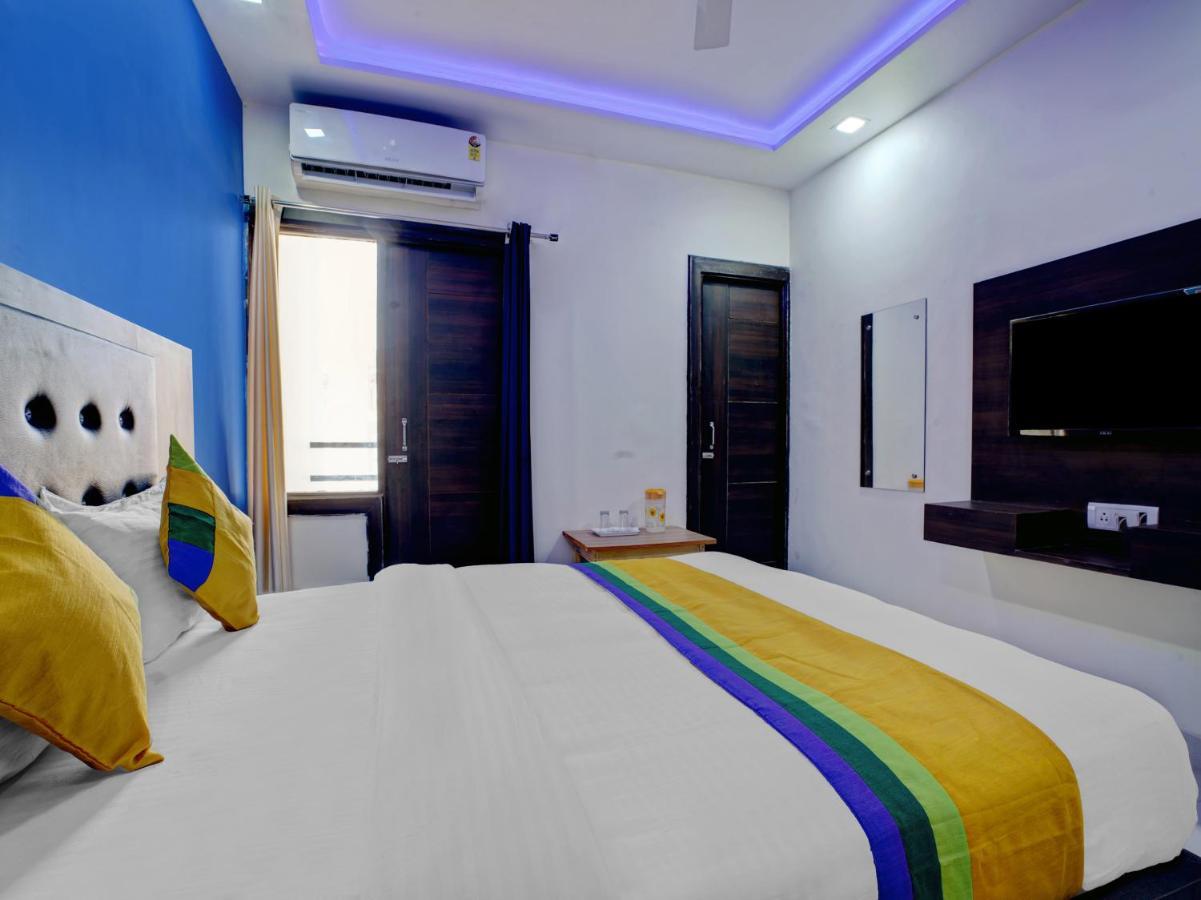 Hotel The Orient Tree, Agra 외부 사진