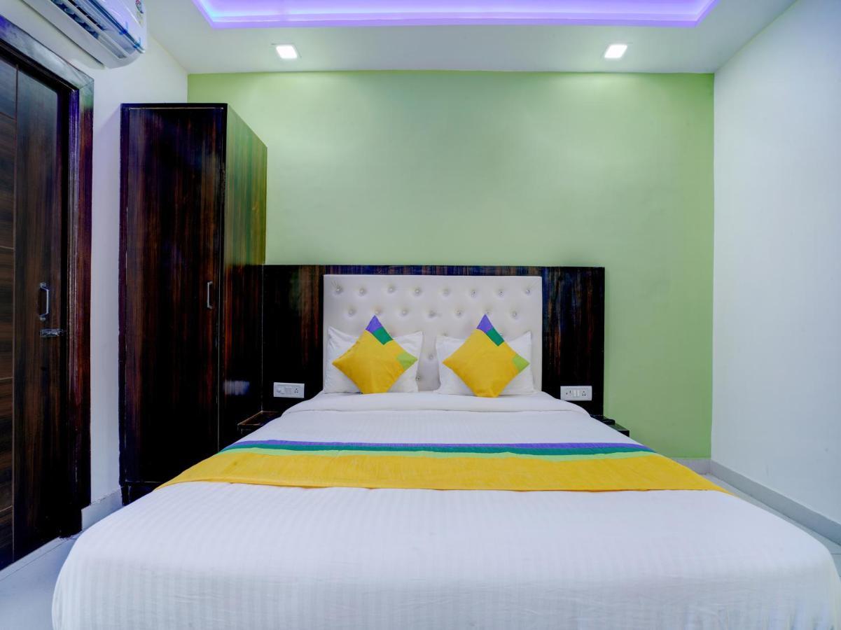 Hotel The Orient Tree, Agra 외부 사진